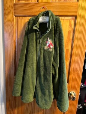 Disney Olive Green Fleece Jacket Size L with Grumpy Dwarf Patch